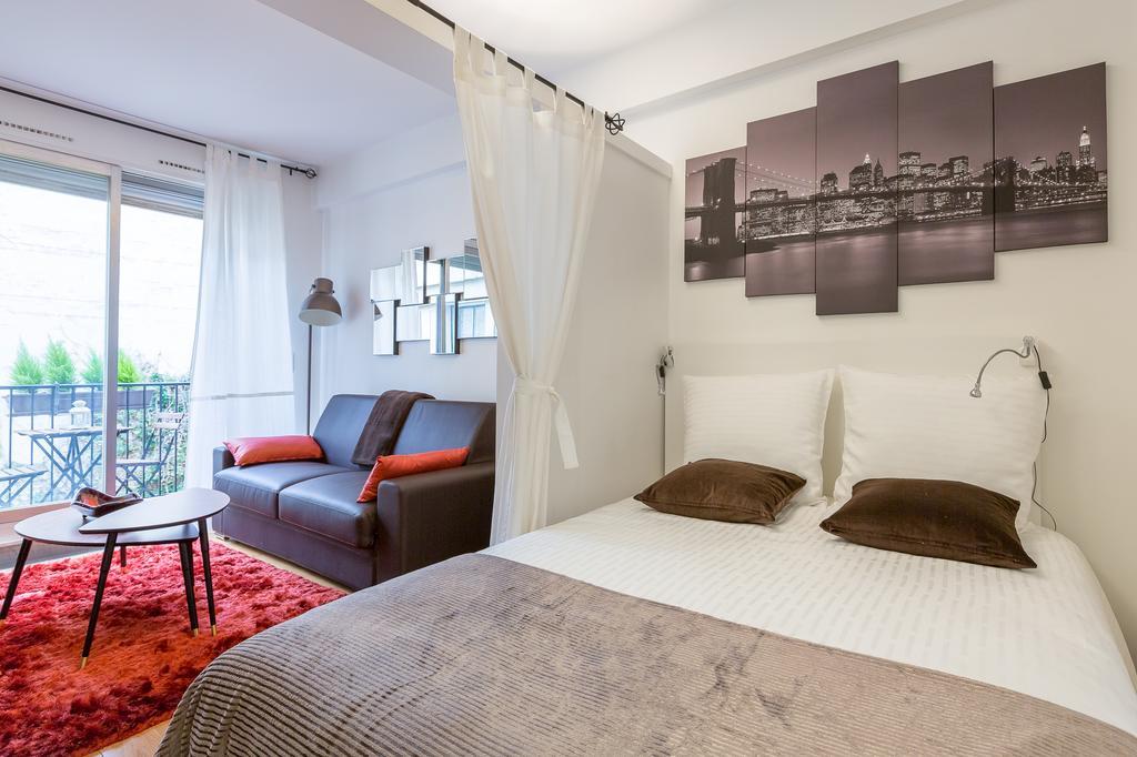 Georges Mandel Apartment